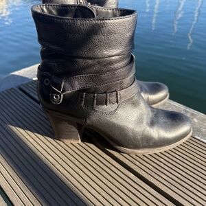 Tamaris Leather Boots 7.5
